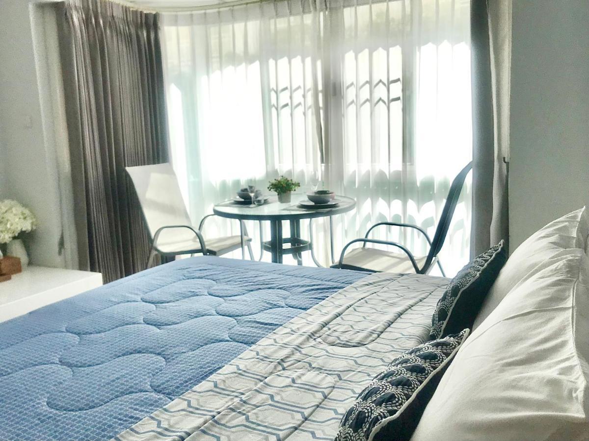 Cozy B At Nimman Studio Room In Condominium Chiang Mai Exteriör bild