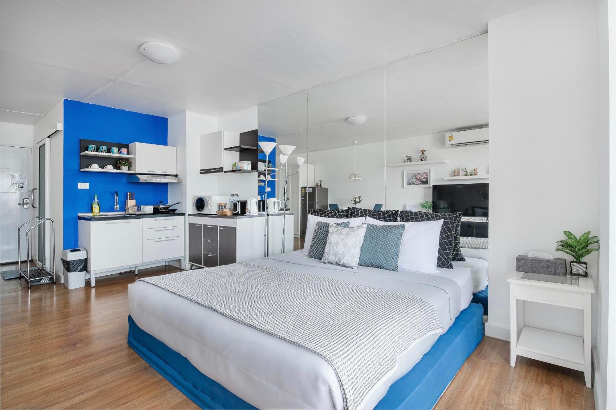 Cozy B At Nimman Studio Room In Condominium Chiang Mai Exteriör bild