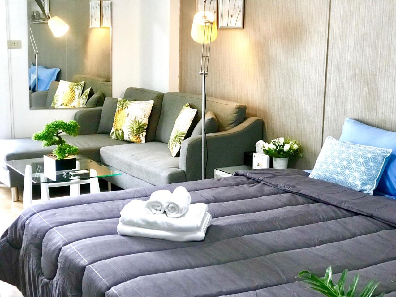 Cozy B At Nimman Studio Room In Condominium Chiang Mai Exteriör bild